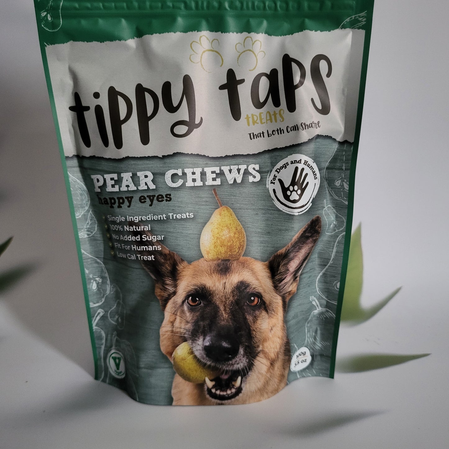 Tippy Taps fruit snack Peer